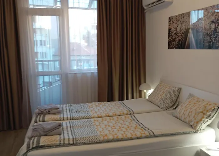 Flora Апартаменты *